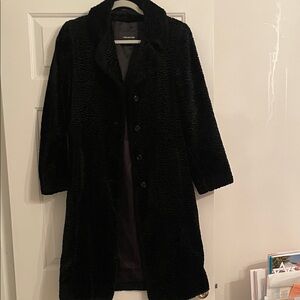 Jones new York Chic Black Faux Fur Coat